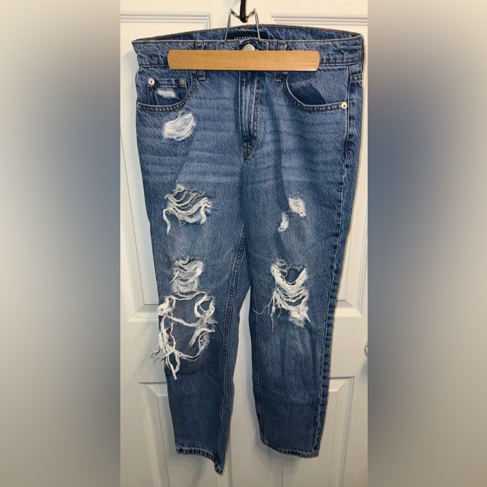 Aeropostale mom jeans size 6